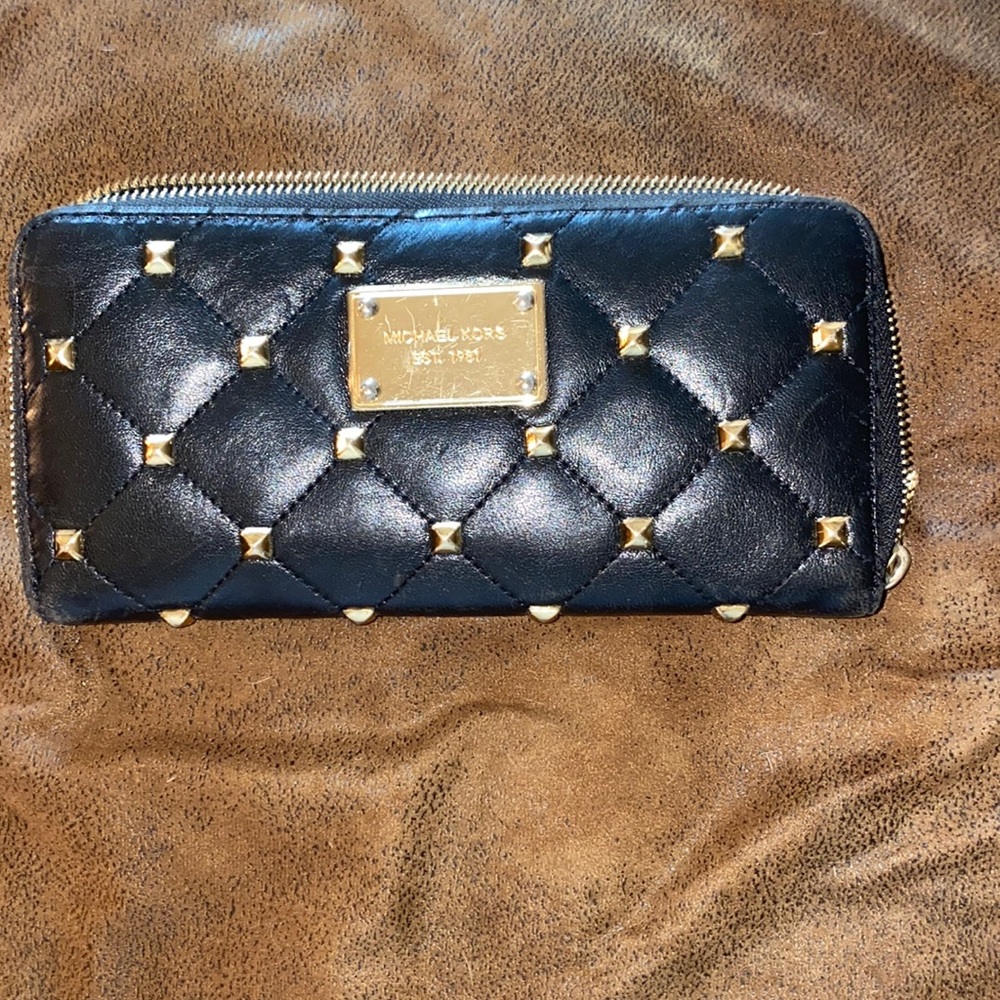 Michael Kors wallet